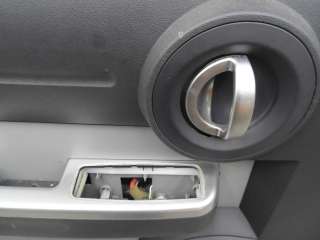 Стекло двери передней левой Dodge Nitro 2008г.  - Фото 10
