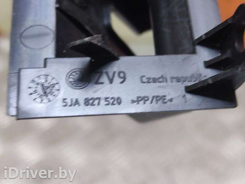 накладка замка багажника Skoda Rapid 2014г. 5ja827520, 00-04  - Фото 6