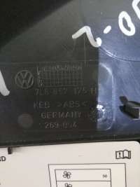 Накладка декоративная на торпедо Volkswagen Touareg 1 2007г. 7L6857176H - Фото 3