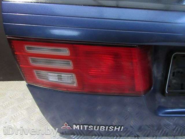 Фонарь крышки багажника левый Mitsubishi Galant 8 2000г.  - Фото 1