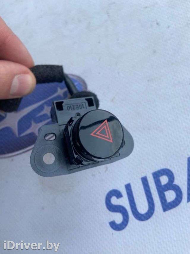 Кнопка аварийки Subaru Outback 6 2021г.  - Фото 1