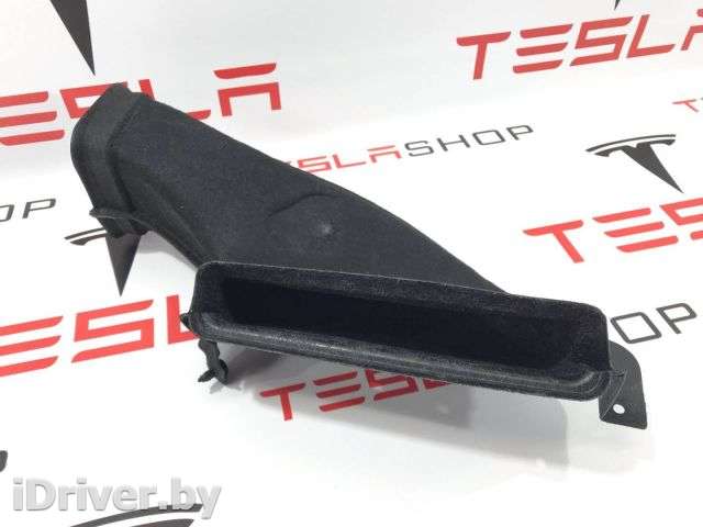 Воздуховод Tesla model S 2021г. 1563040-00-C,1563019-00-C - Фото 1
