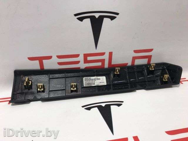 Прочая запчасть Tesla model S 2015г. 1002301-05-B,1002302-00-A - Фото 1