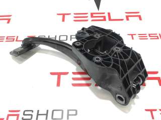 Педаль тормоза Tesla model 3 2020г. 1044691-00-D - Фото 3