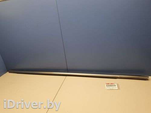 Молдинг стекла передней левой двери Hyundai i40 2011г. 822103Z000 - Фото 1