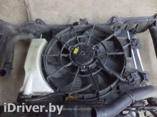 Вентилятор радиатора Hyundai Veloster 2010г.  - Фото 1