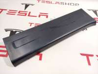 1053195-00-E Накладка на порог к Tesla model X Арт 9885514