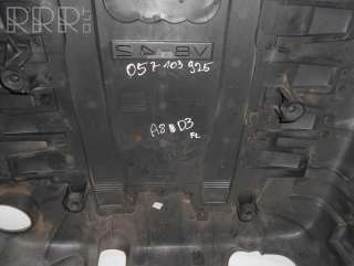Декоративная крышка двигателя Audi A8 D3 (S8) 2005г. 057103925 , artSSP1572 - Фото 3
