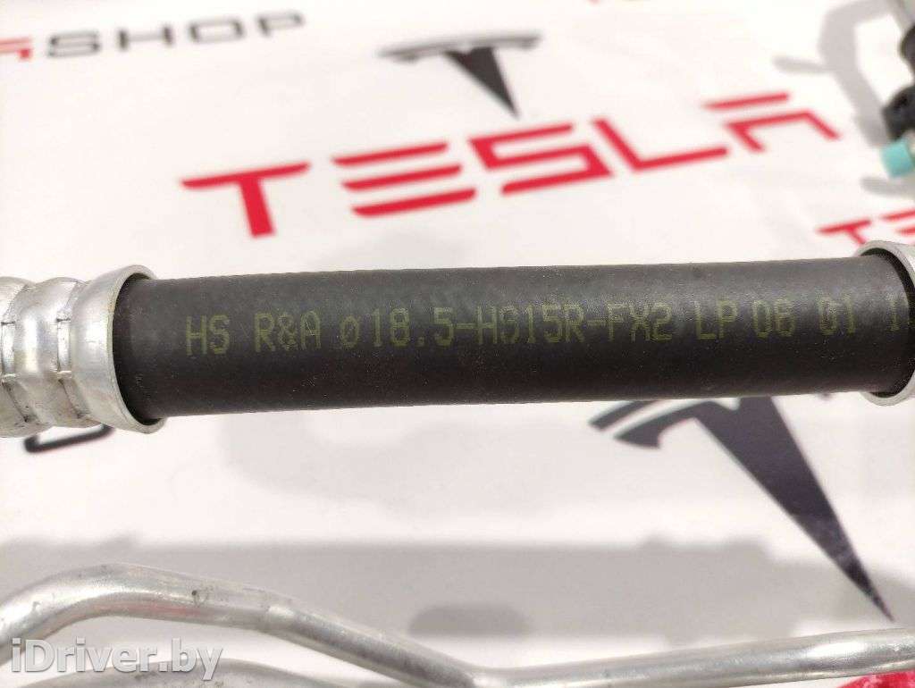 Трубка охлаждающей жидкости металлическая Tesla model S 2015г. 1031670-00-F  - Фото 4
