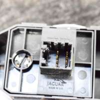 Кнопка стеклоподъемника Jaguar XK X100 1997г. art395663 - Фото 3