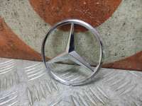 эмблема Mercedes E W213 2016г. A2138170116, 01:07 - Фото 3