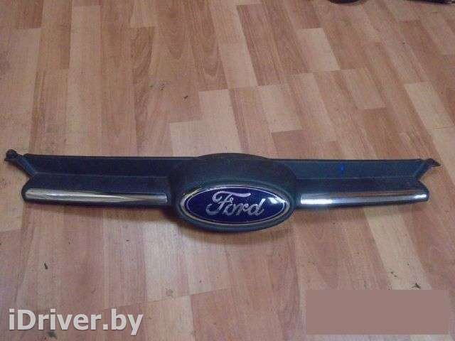 Решетка радиатора Ford Focus 3 2015г.  - Фото 1