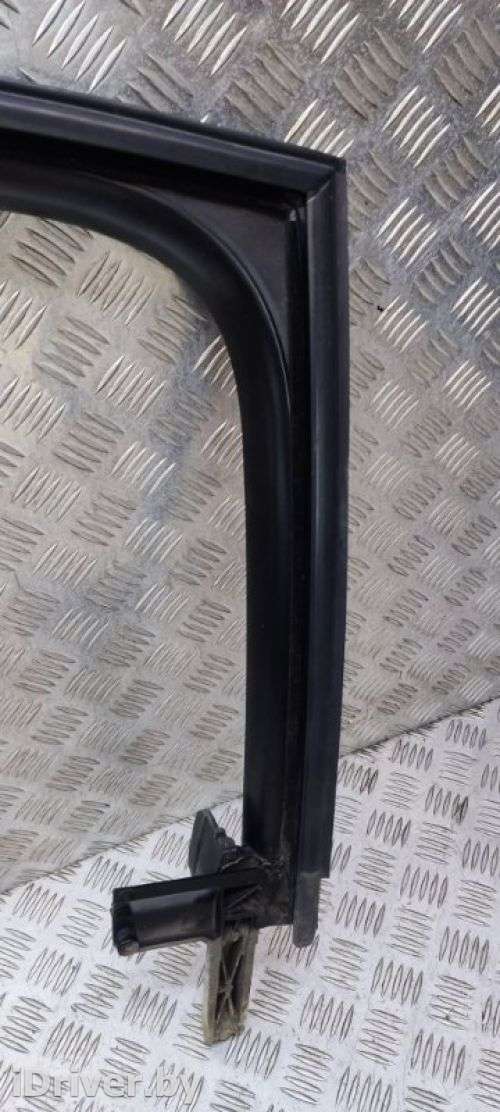 4E4839630E Рамка стекла двери к Audi A8 D3 (S8) Арт ST31694 - Фото 2