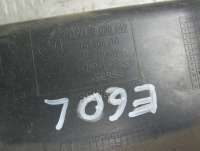 Дефлектор радиатора BMW 5 E60/E61 2005г. 7050649 - Фото 3