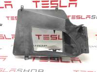 1011520-00-D Дефлектор радиатора правый нижний Tesla model S Арт 9917606
