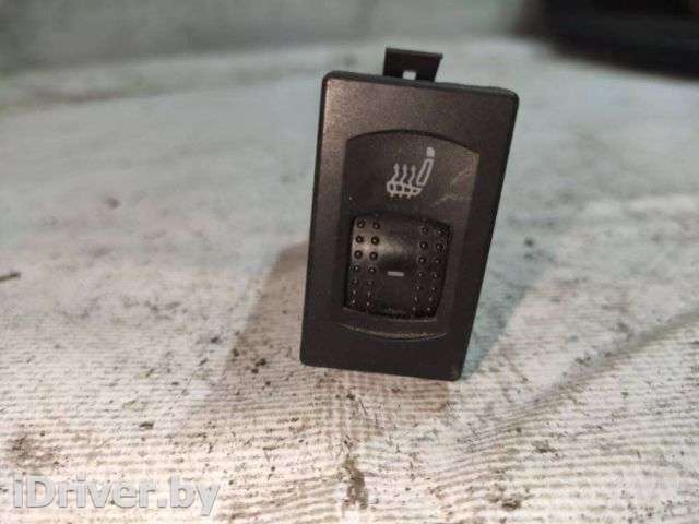 Кнопка обогрева сидений Volkswagen Passat B5 1998г.  - Фото 1