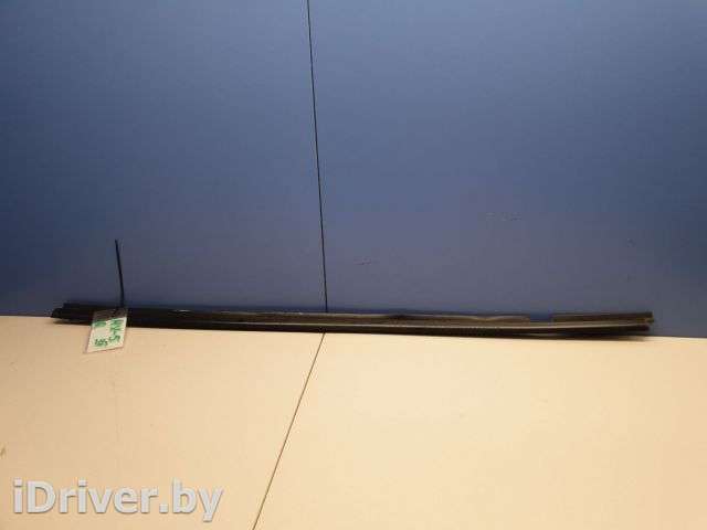Молдинг стекла передней правой двери Mazda MX-5 NC 2005г. NE5150640G - Фото 1