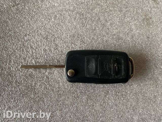Ключ Audi A8 D3 (S8) 2004г. 4E0837220M - Фото 1