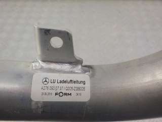 Патрубок интеркулера Mercedes C W205 2014г. 2760900737 - Фото 3
