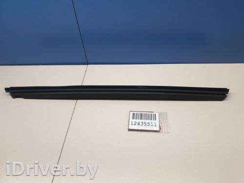 Накладка стекла задней левой двери Mercedes E W212 2009г. A2127353365 - Фото 1
