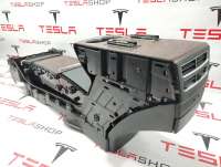 1048804-00-A Вещевой ящик центральной консоли Tesla model X Арт 9921755, вид 1