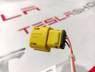 Разъем (фишка) проводки Tesla model X 2017г. 1072429-72-A,1072429-02-A - Фото 2