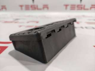 Опора под домкрат (поддомкратная подушка) Tesla model S 2015г. 1009124-00-C - Фото 3