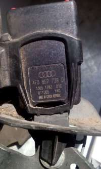 Ответная часть ремня безопасности Audi A6 C6 (S6,RS6) 2006г. 4F0 857 739 D - Фото 3