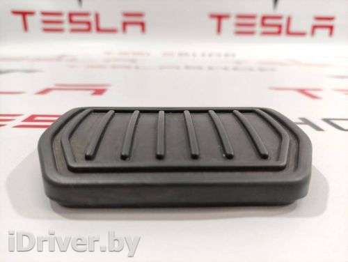Накладка на педаль Tesla model 3 2019г. 1044691-00-D - Фото 1