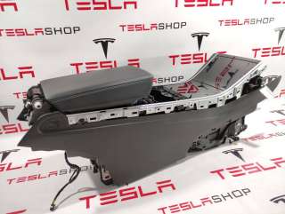 Вещевой ящик центральной консоли Tesla model 3 2017г. 1087900-00-E - Фото 4