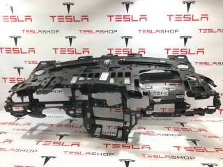 1003326-00-G,1011184-00-A Накладка декоративная центральной консоли к Tesla model X Арт 9933503