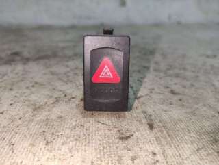  Кнопка аварийки к Volkswagen Passat B5 Арт 33168000