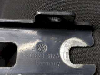 Петля капота Volkswagen Golf 5 2008г. 5K0823301A, 5K0823302A - Фото 6