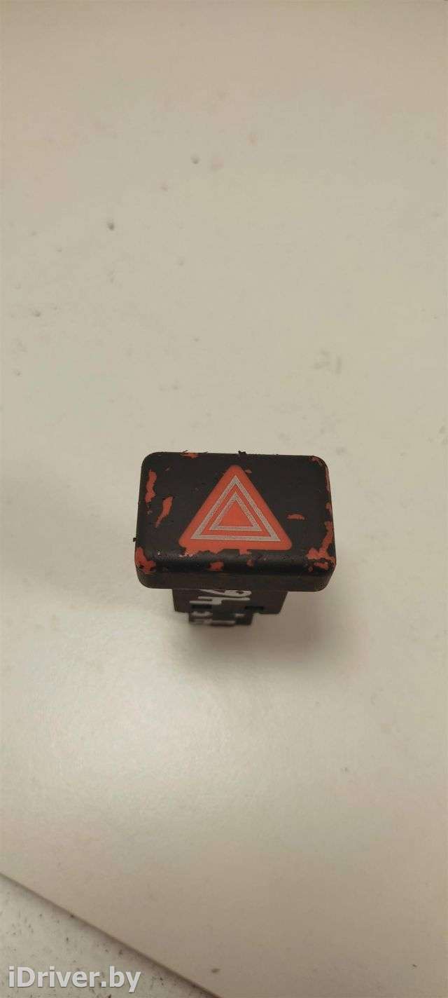 Кнопка аварийной сигнализации Audi A4 B6 2003г. 8E0941509 - Фото 1