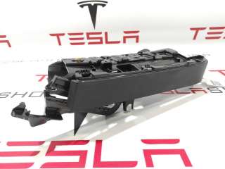 1055012-00-K,1051558-00-H,1055024-00-D Прочая запчасть Tesla model X Арт 9923274