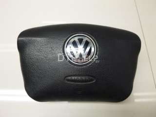  Подушка безопасности в рулевое колесо к Volkswagen Passat B5 Арт AM5705337