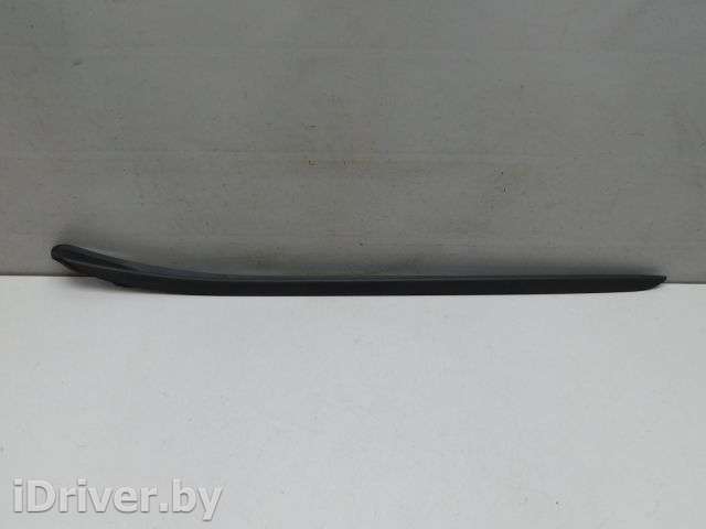 Молдинг лобового стекла BMW X1 F48   - Фото 1
