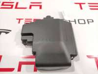 1013274-00-C крышка блока предохранителей переднего к Tesla model S Арт 9899684