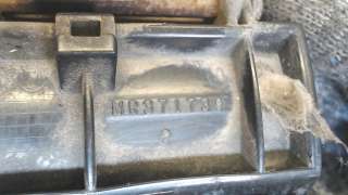 Ручка крышки багажника Mitsubishi Pajero Sport 1 restailing 2006г. MR456863 - Фото 3