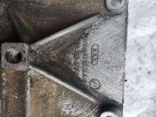 Кронштейн компрессора кондиционера Audi A4 B5 1999г. 028260885A - Фото 3
