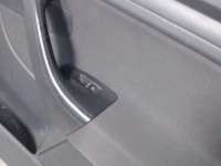  кнопка стеклоподъемника перед прав к Volkswagen Golf 5 Арт 20012623/3