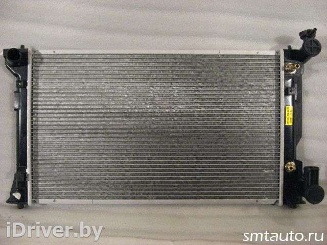 Радиатор охлаждения Toyota Avensis 2 2004г.  - Фото 1