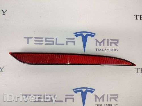 Катафот заднего бампера (отражатель) правый Tesla model S 2019г. 6007706-00 - Фото 1