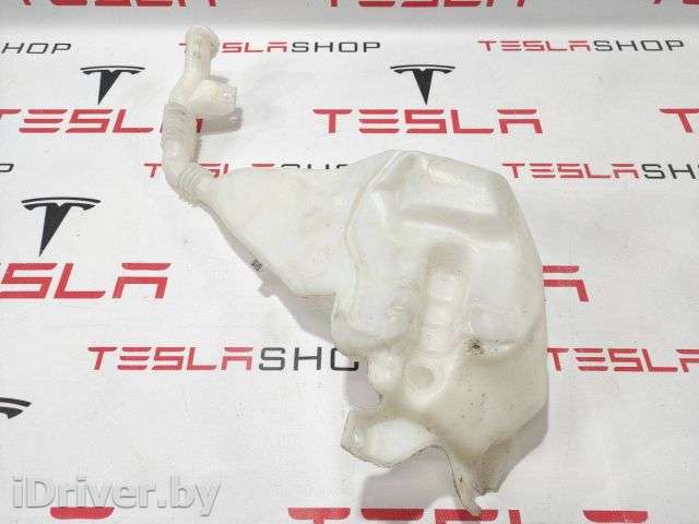 Бачок омывателя Tesla model S 2015г. 1005400-00-B - Фото 1
