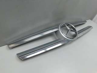 Решетка радиатора Mercedes GL X166   - Фото 2