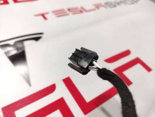 Разъем (фишка) проводки Tesla model S 2015г. 1004419-00-M - Фото 2