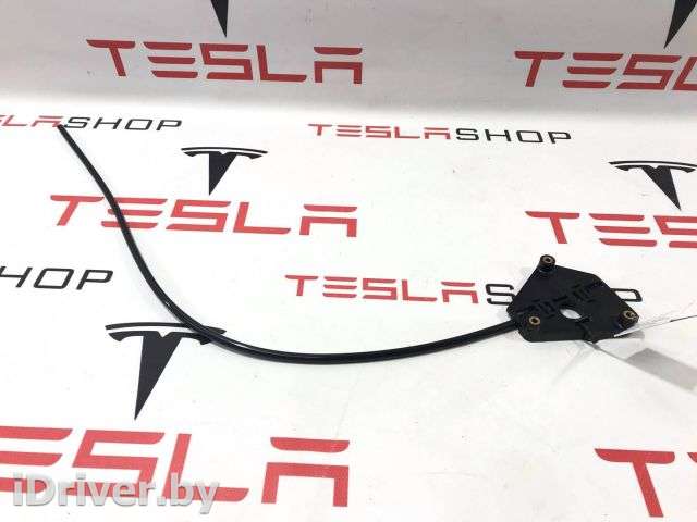 Кронштейн Tesla model S 2015г. 6008694,6008697-00-A - Фото 1