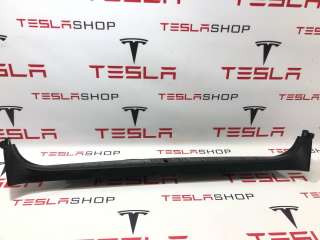 Пластик Tesla model X 2022г. 1035993-00-D,1035994-00-C,1050381-00-E,1673678-00-A - Фото 2