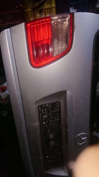 Крышка багажника (дверь 3-5) Mercedes E W210 2001г.  - Фото 4