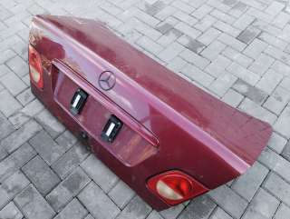 Крышка багажника (дверь 3-5) Mercedes E W210 1999г.  - Фото 2